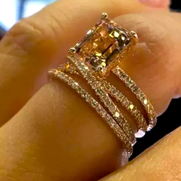 - Gorgeous Morganite & Rose Gold Vermiel Ring Size